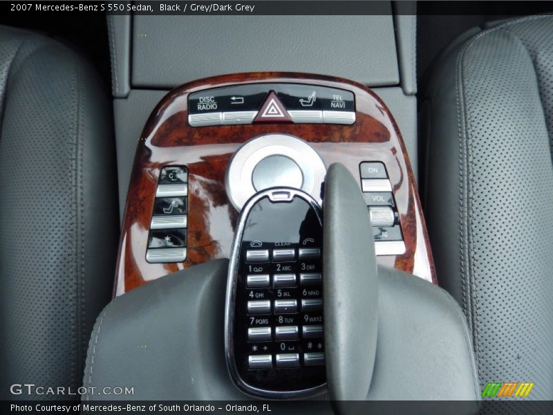 Black / Grey/Dark Grey 2007 Mercedes-Benz S 550 Sedan