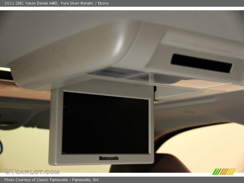 Pure Silver Metallic / Ebony 2011 GMC Yukon Denali AWD