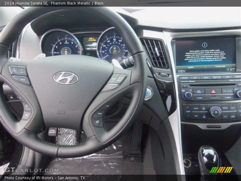 Phantom Black Metallic / Black 2014 Hyundai Sonata SE
