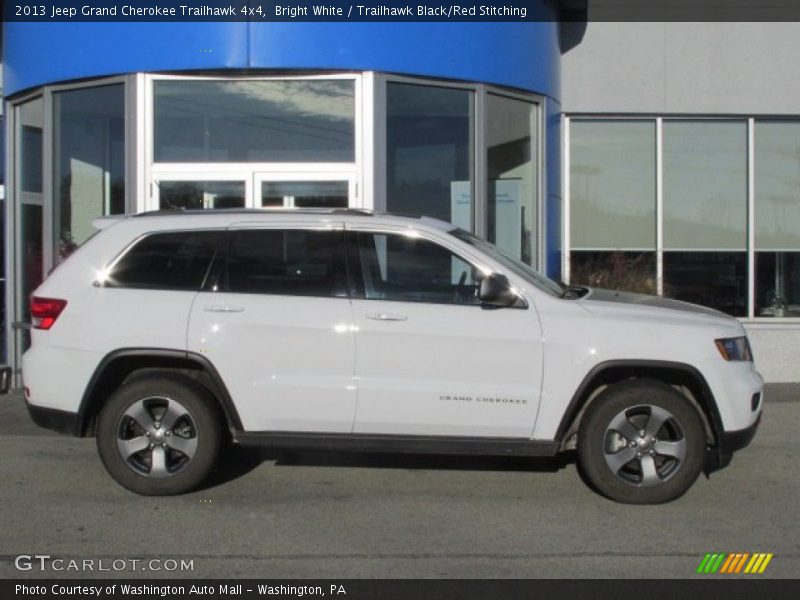 Bright White / Trailhawk Black/Red Stitching 2013 Jeep Grand Cherokee Trailhawk 4x4
