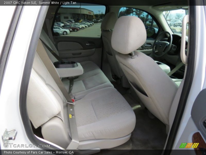 Summit White / Light Tan 2007 GMC Yukon SLE