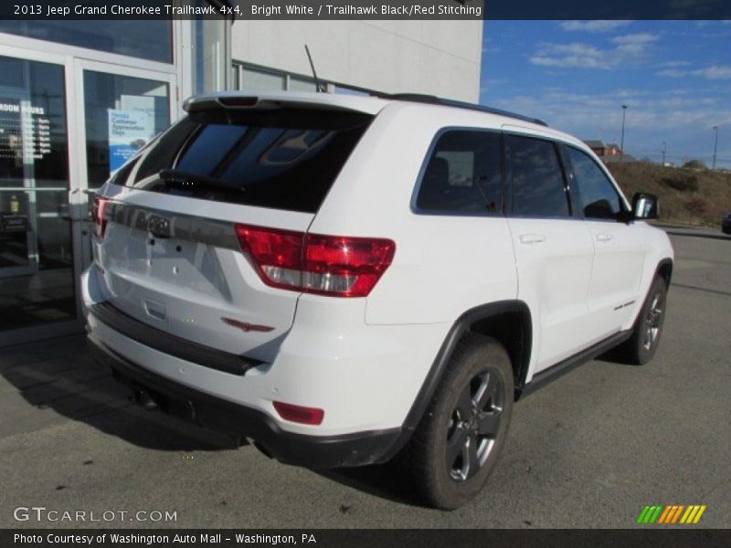 Bright White / Trailhawk Black/Red Stitching 2013 Jeep Grand Cherokee Trailhawk 4x4