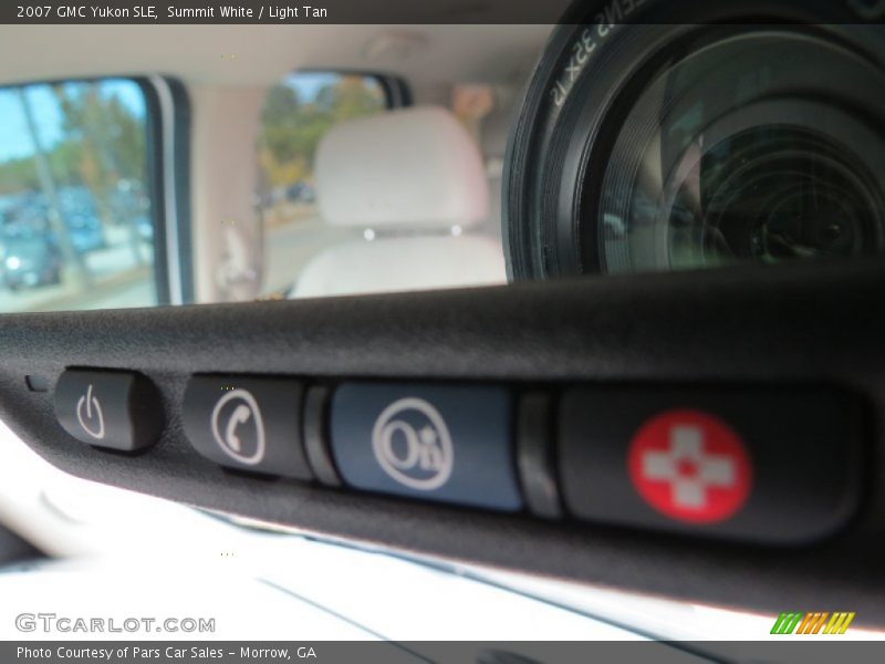 Summit White / Light Tan 2007 GMC Yukon SLE