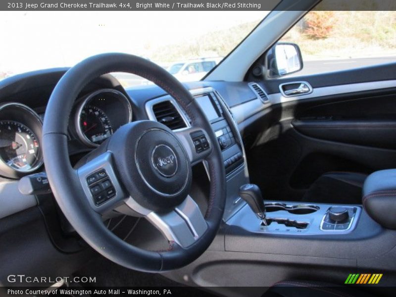 Bright White / Trailhawk Black/Red Stitching 2013 Jeep Grand Cherokee Trailhawk 4x4
