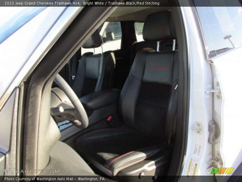 Bright White / Trailhawk Black/Red Stitching 2013 Jeep Grand Cherokee Trailhawk 4x4