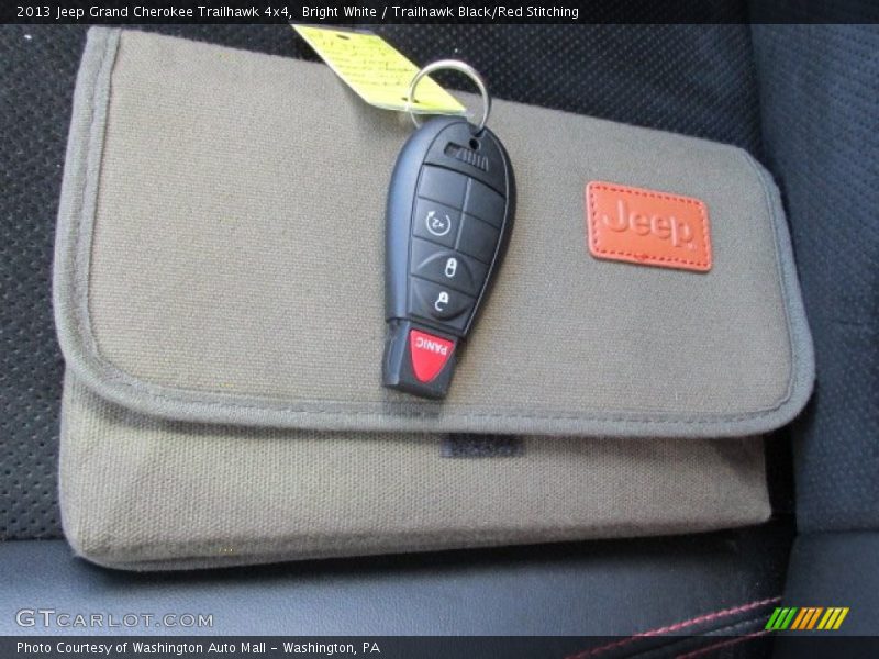 Bright White / Trailhawk Black/Red Stitching 2013 Jeep Grand Cherokee Trailhawk 4x4