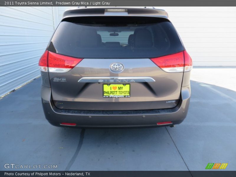 Predawn Gray Mica / Light Gray 2011 Toyota Sienna Limited