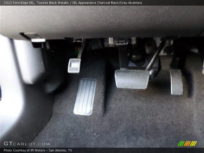 Tuxedo Black Metallic / SEL Appearance Charcoal Black/Gray Alcantara 2013 Ford Edge SEL