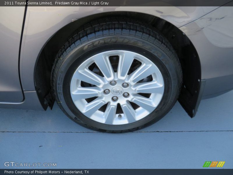 Predawn Gray Mica / Light Gray 2011 Toyota Sienna Limited