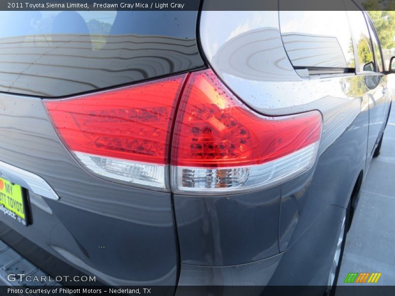 Predawn Gray Mica / Light Gray 2011 Toyota Sienna Limited
