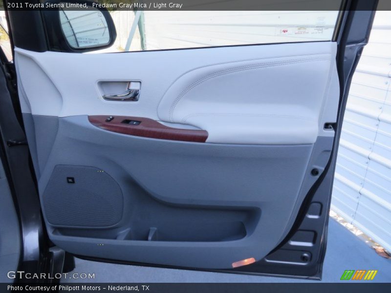 Predawn Gray Mica / Light Gray 2011 Toyota Sienna Limited