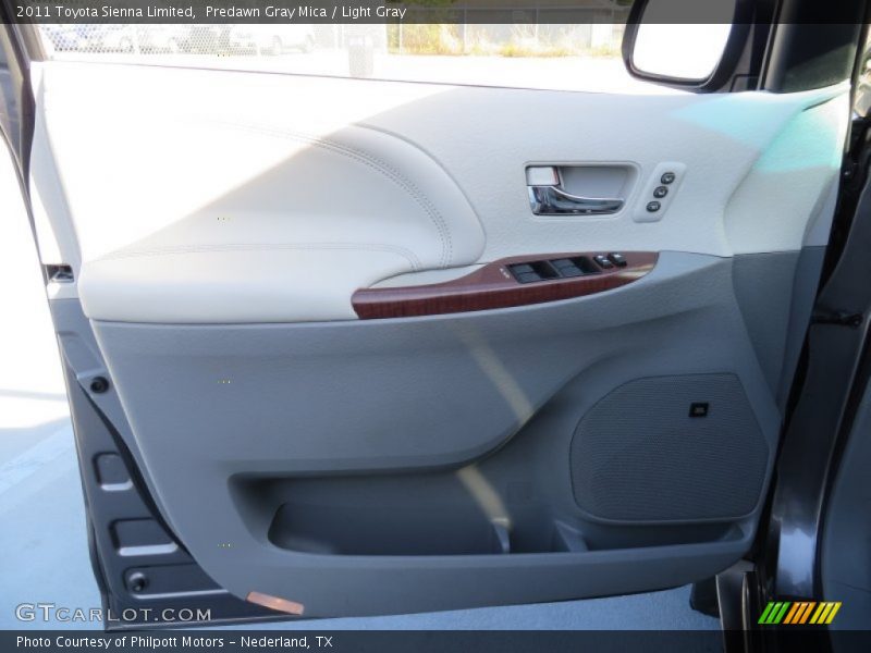 Predawn Gray Mica / Light Gray 2011 Toyota Sienna Limited