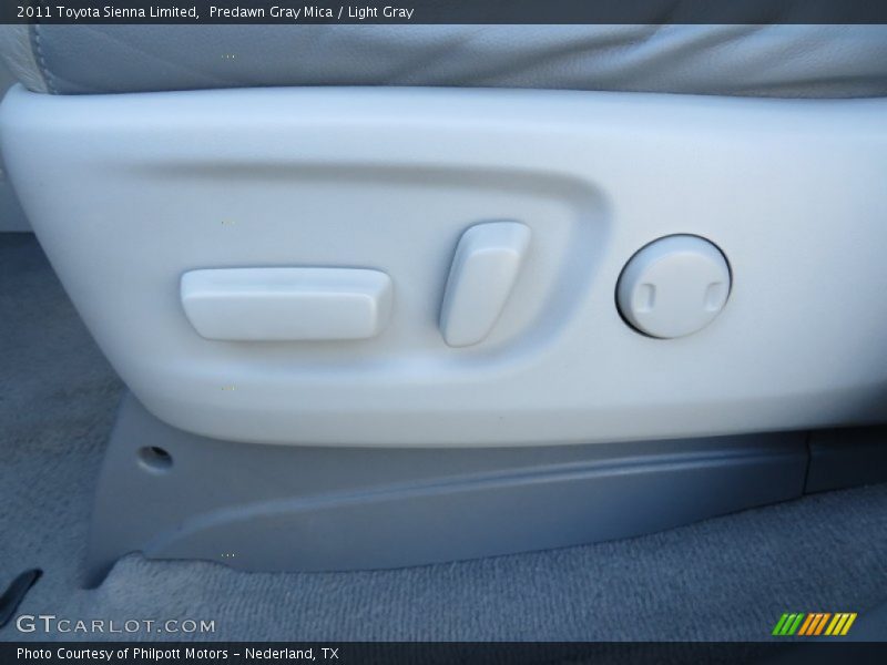 Predawn Gray Mica / Light Gray 2011 Toyota Sienna Limited