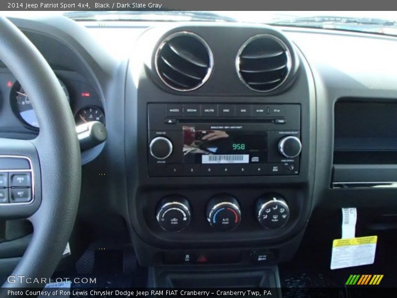Black / Dark Slate Gray 2014 Jeep Patriot Sport 4x4