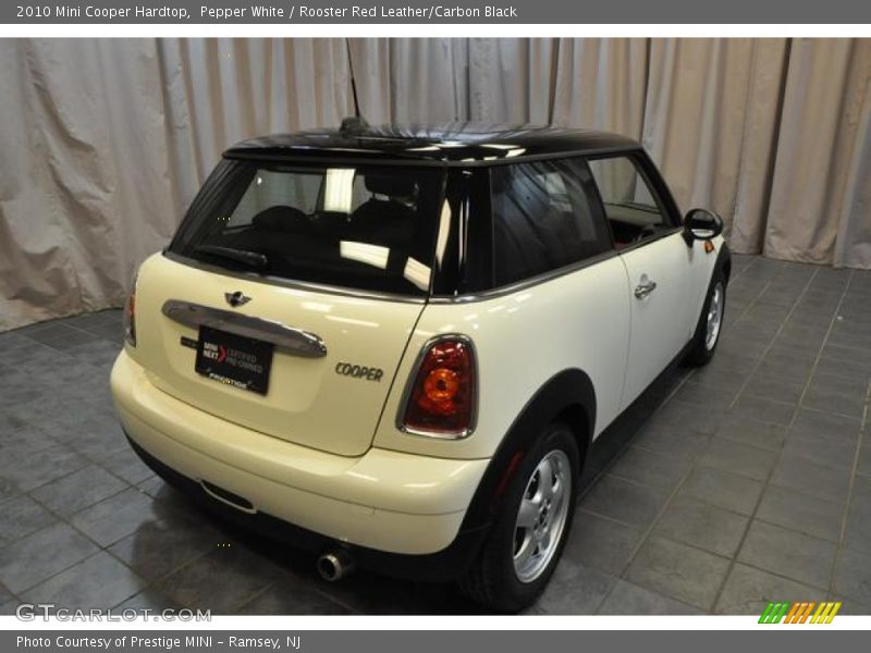 Pepper White / Rooster Red Leather/Carbon Black 2010 Mini Cooper Hardtop
