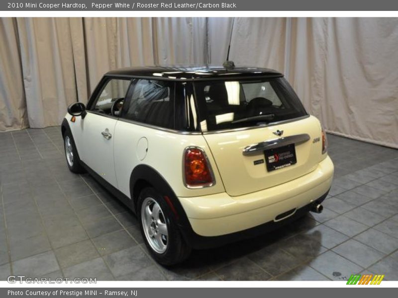 Pepper White / Rooster Red Leather/Carbon Black 2010 Mini Cooper Hardtop