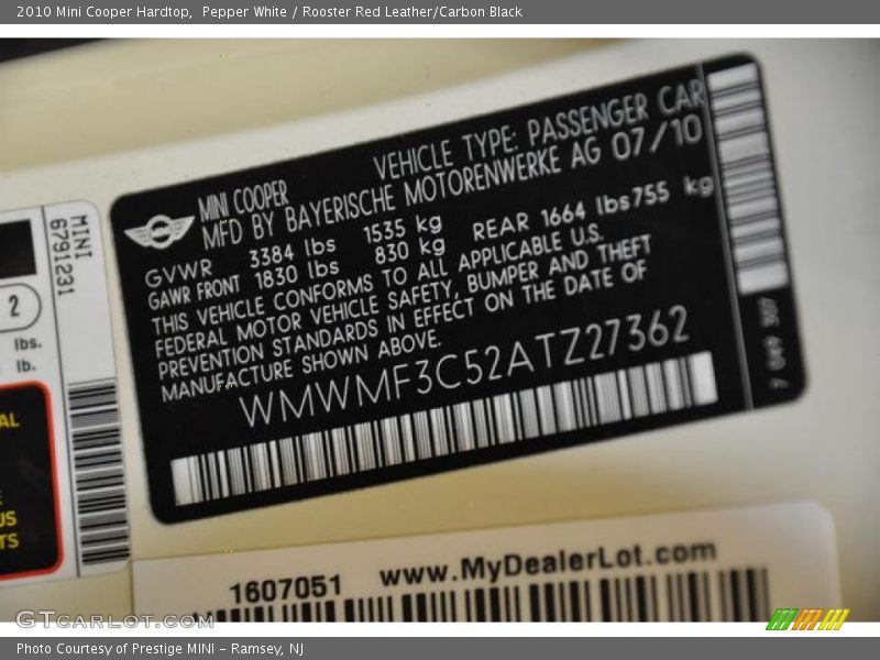 Pepper White / Rooster Red Leather/Carbon Black 2010 Mini Cooper Hardtop