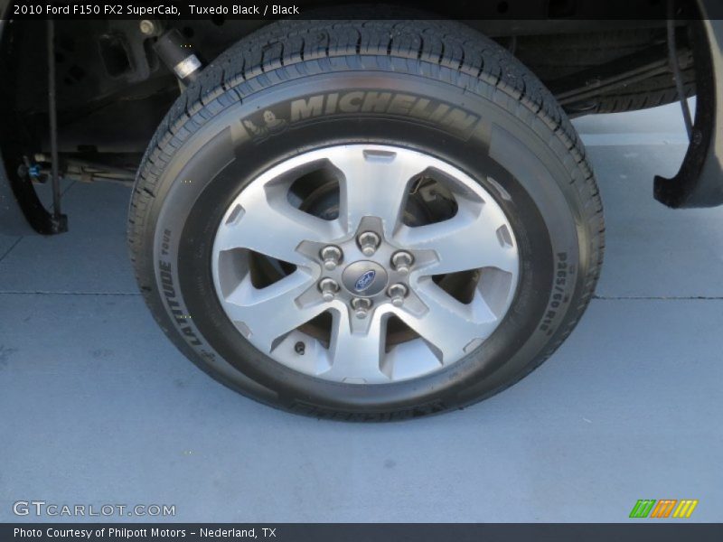 Tuxedo Black / Black 2010 Ford F150 FX2 SuperCab