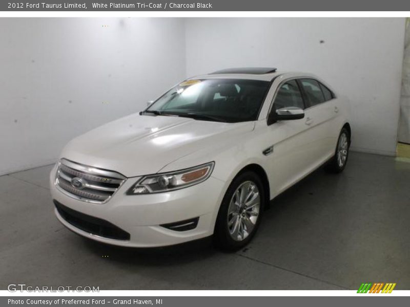 White Platinum Tri-Coat / Charcoal Black 2012 Ford Taurus Limited