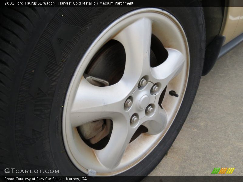  2001 Taurus SE Wagon Wheel