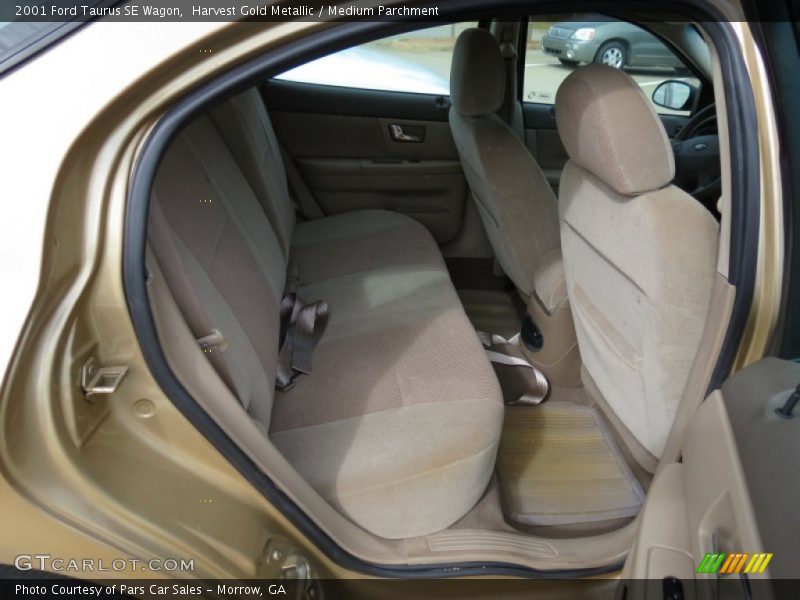 Harvest Gold Metallic / Medium Parchment 2001 Ford Taurus SE Wagon