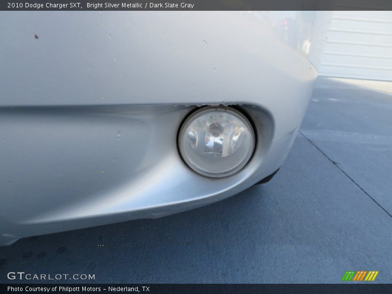 Bright Silver Metallic / Dark Slate Gray 2010 Dodge Charger SXT