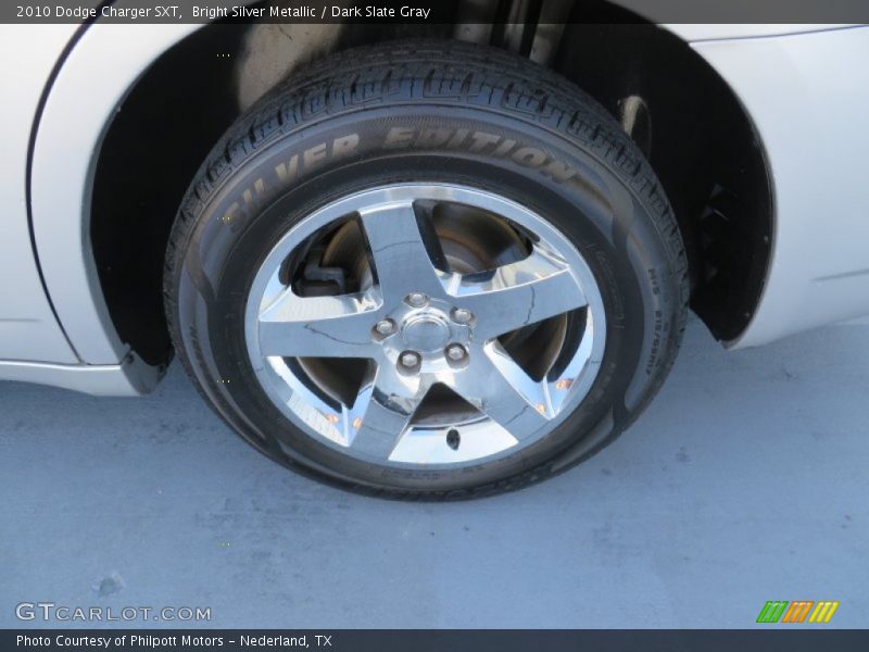 Bright Silver Metallic / Dark Slate Gray 2010 Dodge Charger SXT