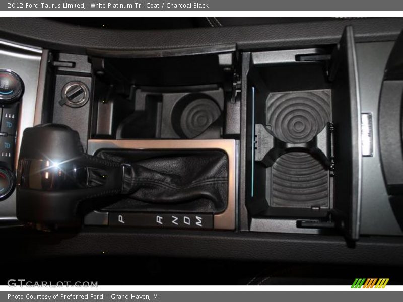 White Platinum Tri-Coat / Charcoal Black 2012 Ford Taurus Limited