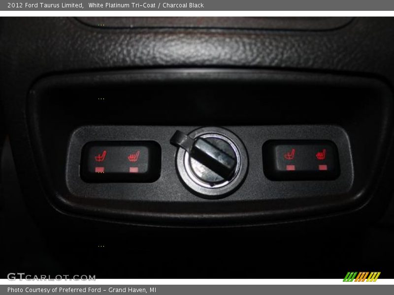 White Platinum Tri-Coat / Charcoal Black 2012 Ford Taurus Limited