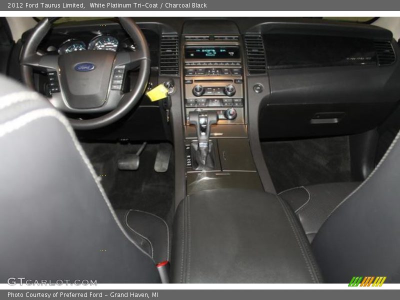 White Platinum Tri-Coat / Charcoal Black 2012 Ford Taurus Limited
