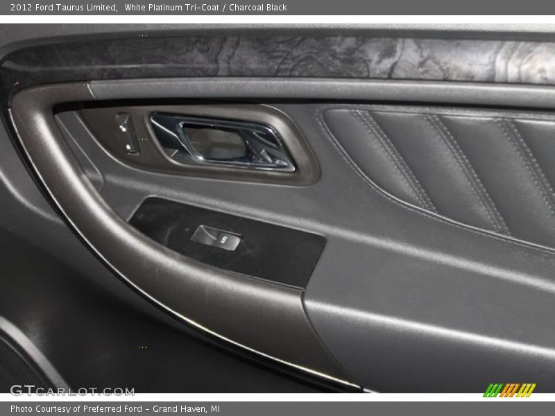 White Platinum Tri-Coat / Charcoal Black 2012 Ford Taurus Limited