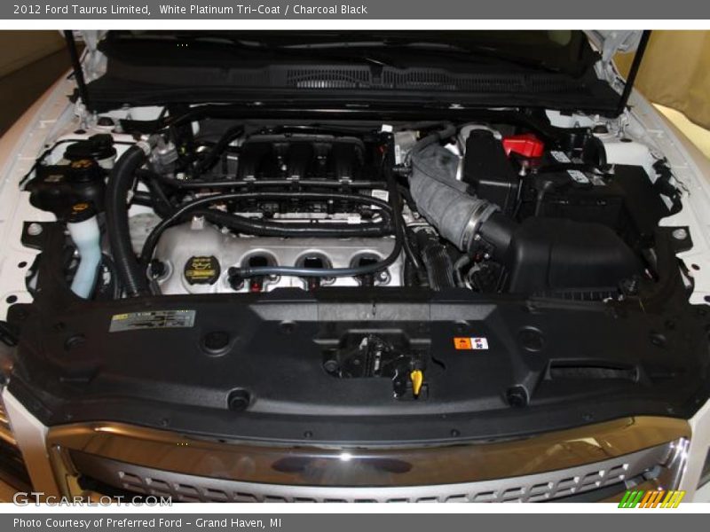 White Platinum Tri-Coat / Charcoal Black 2012 Ford Taurus Limited