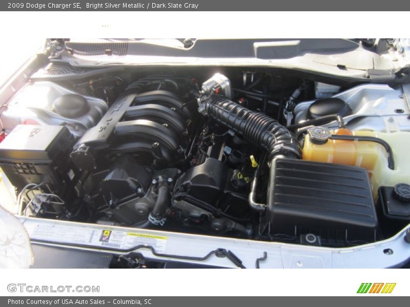 Bright Silver Metallic / Dark Slate Gray 2009 Dodge Charger SE