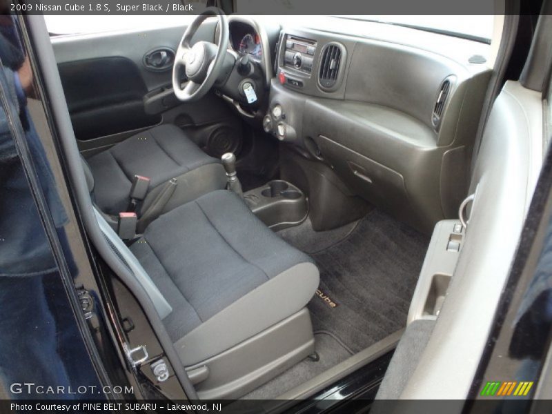 Super Black / Black 2009 Nissan Cube 1.8 S