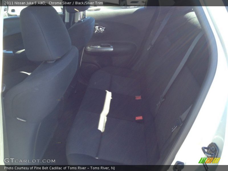 Chrome Silver / Black/Silver Trim 2011 Nissan Juke S AWD