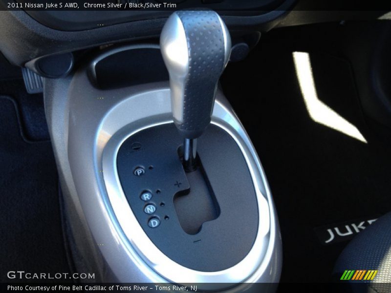 Chrome Silver / Black/Silver Trim 2011 Nissan Juke S AWD