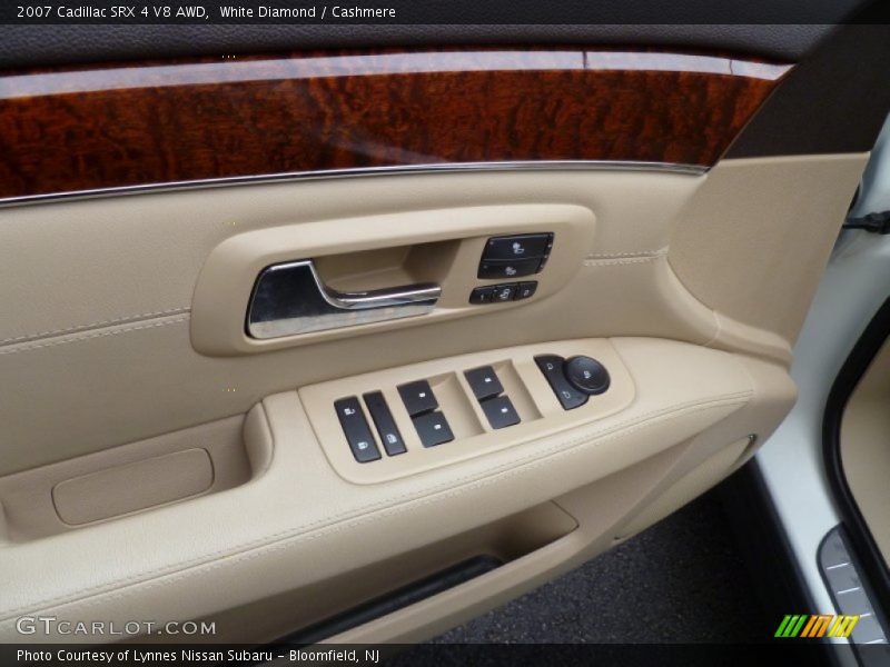 White Diamond / Cashmere 2007 Cadillac SRX 4 V8 AWD
