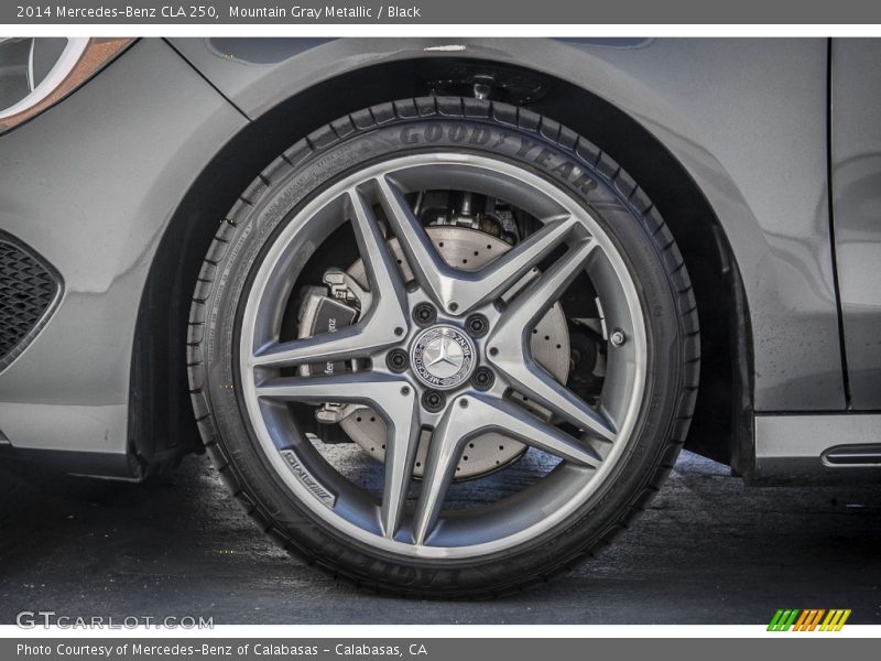 Mountain Gray Metallic / Black 2014 Mercedes-Benz CLA 250