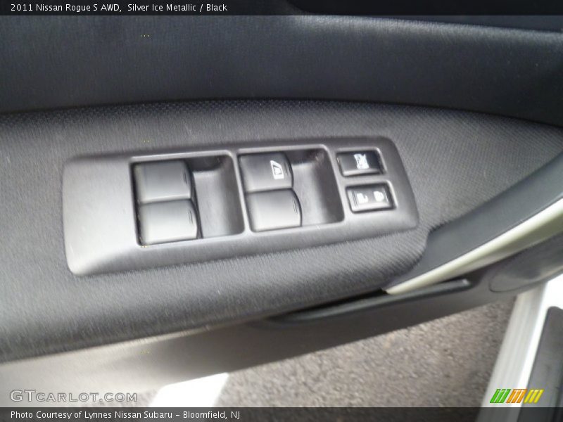 Silver Ice Metallic / Black 2011 Nissan Rogue S AWD
