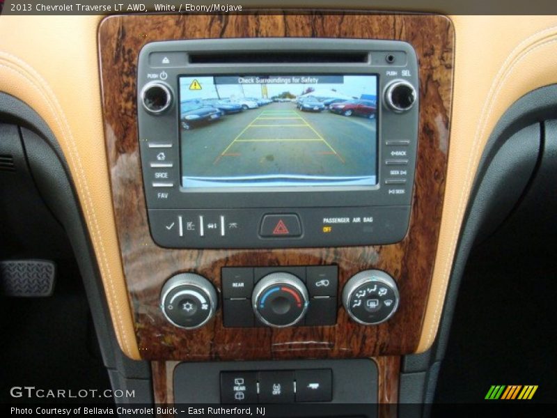 White / Ebony/Mojave 2013 Chevrolet Traverse LT AWD