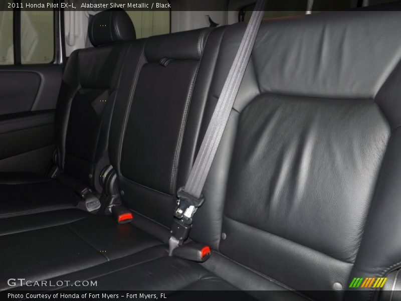 Alabaster Silver Metallic / Black 2011 Honda Pilot EX-L