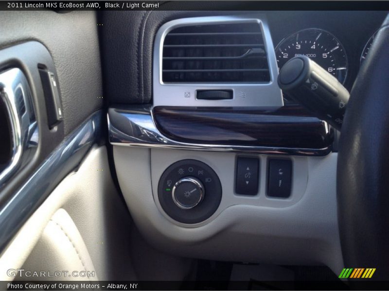 Black / Light Camel 2011 Lincoln MKS EcoBoost AWD