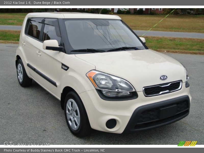 Dune Beige / Black Cloth 2012 Kia Soul 1.6