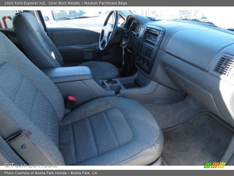 Silver Birch Metallic / Medium Parchment Beige 2003 Ford Explorer XLS