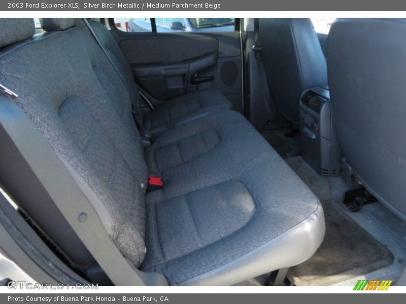 Silver Birch Metallic / Medium Parchment Beige 2003 Ford Explorer XLS