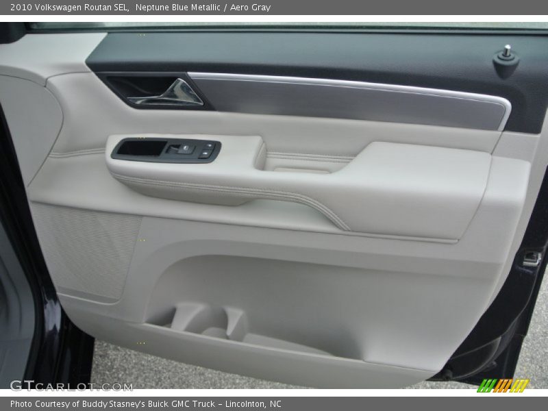 Neptune Blue Metallic / Aero Gray 2010 Volkswagen Routan SEL
