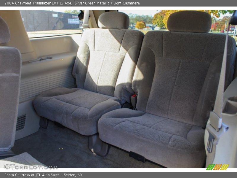 Silver Green Metallic / Light Cashmere 2004 Chevrolet TrailBlazer EXT LS 4x4