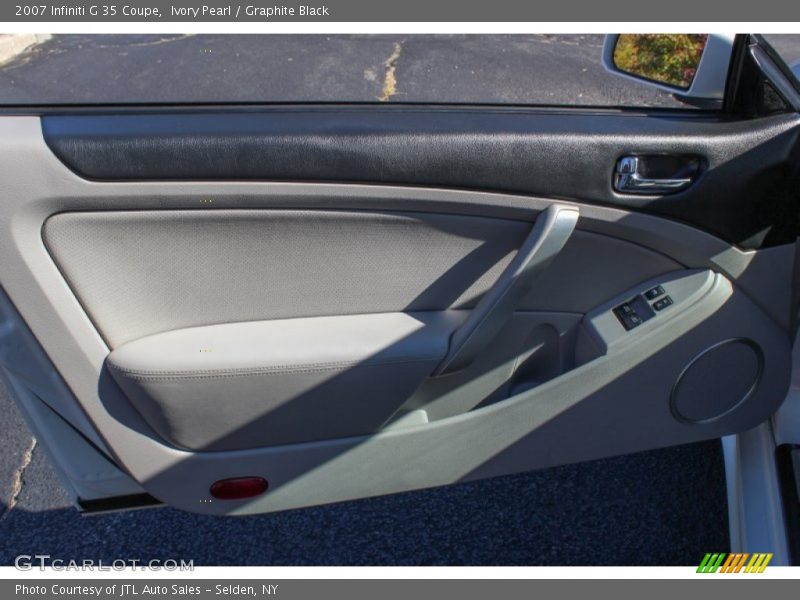 Ivory Pearl / Graphite Black 2007 Infiniti G 35 Coupe