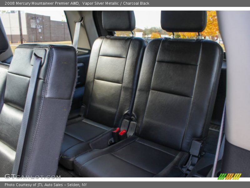 Vapor Silver Metallic / Charcoal Black 2008 Mercury Mountaineer Premier AWD