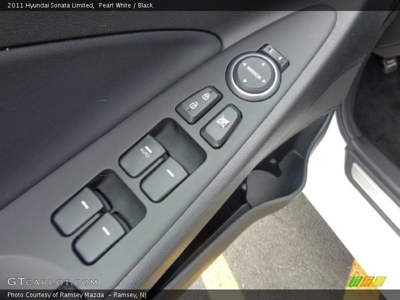 Pearl White / Black 2011 Hyundai Sonata Limited